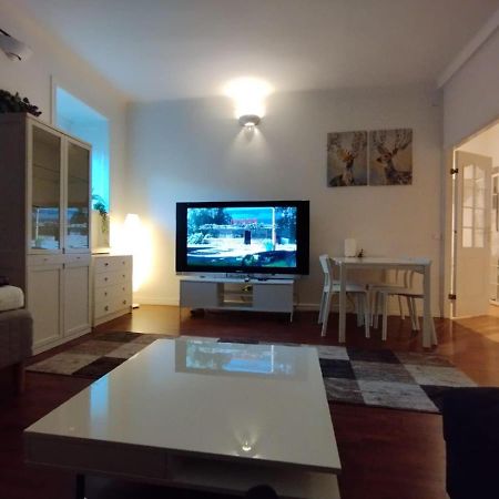 Furnished 58 M2 Restaurant In The Heart Of City ! Stockholm Luaran gambar